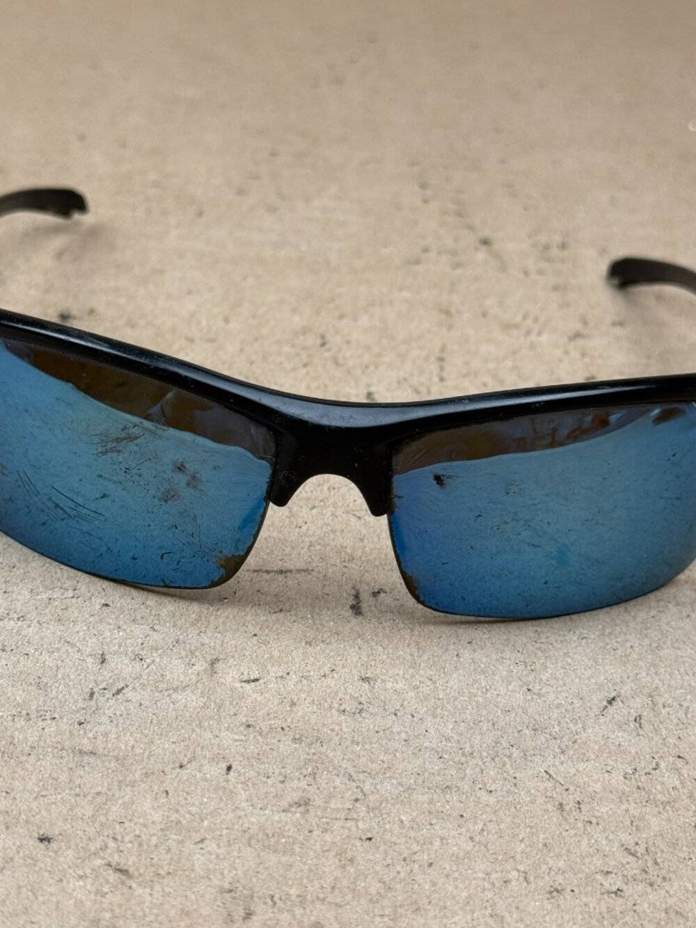 Men Hobie Rockpile Polarized Sunglasses Black Mirror Wrap Frame damage scratches